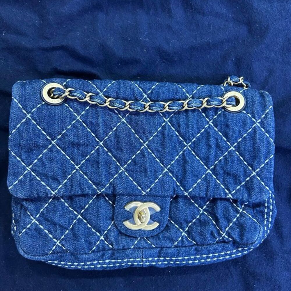 Chanel Women Pre-Loved Bag Very Good Condition